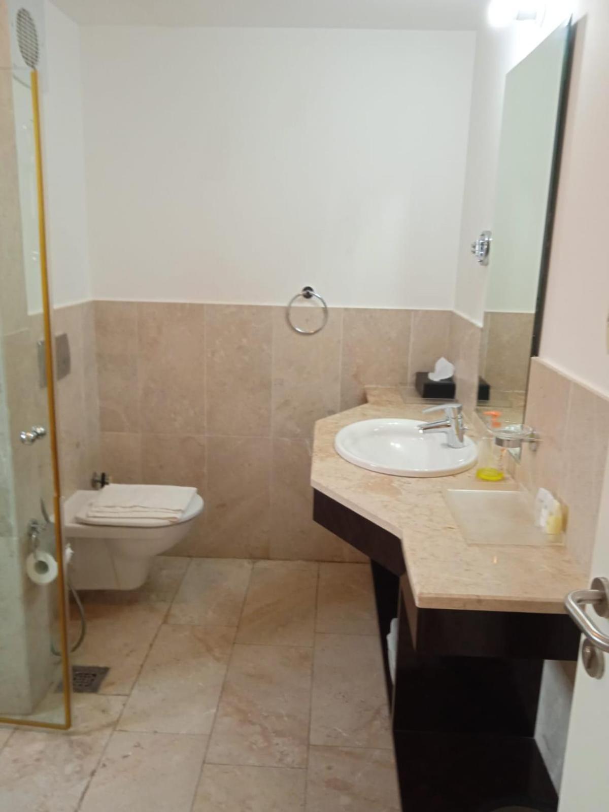 Apartment Sifah As Sifah
